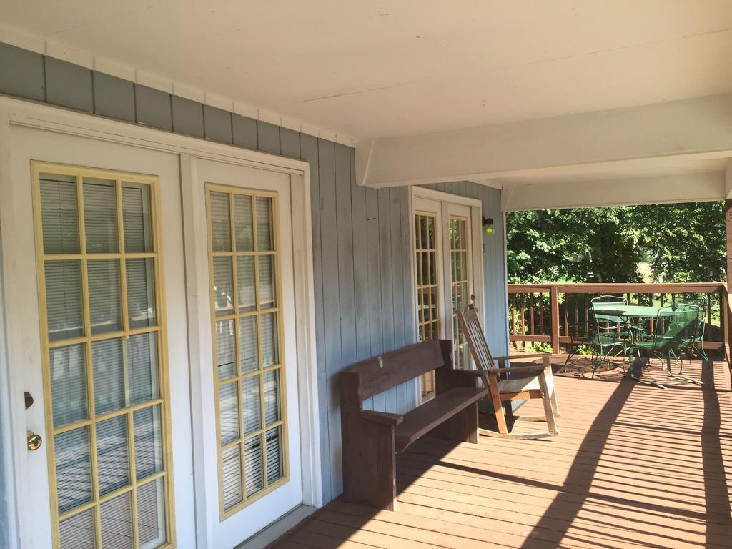 Highland Hills Motel & Cabins Бун Стая снимка