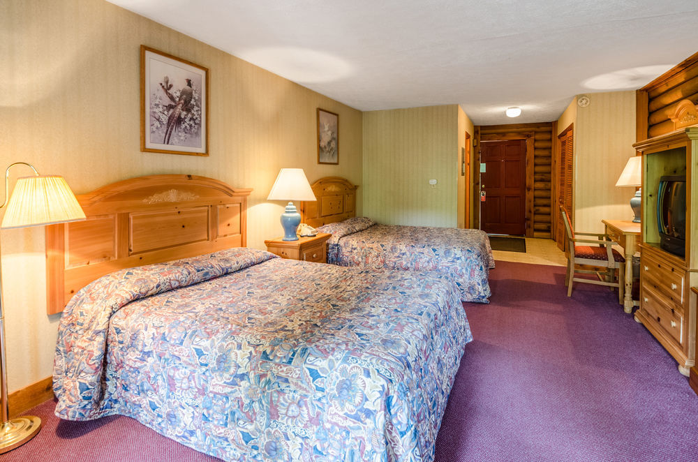 Highland Hills Motel & Cabins Бун Екстериор снимка